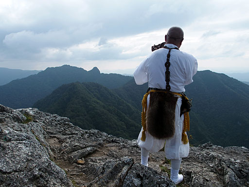 吼える高木先達