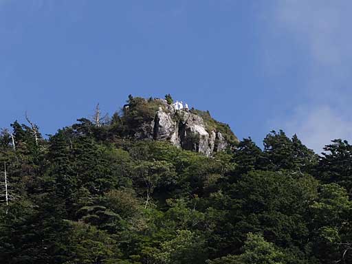 鐘掛け岩の遠景